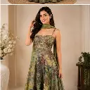 proper_gown_half_pose_1100x1100.webp