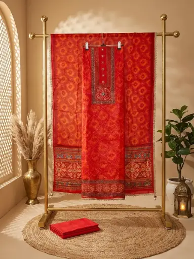 [09406001IA75E2] Red Bandhani Print Unstitched Chanderi Silk Suit Set