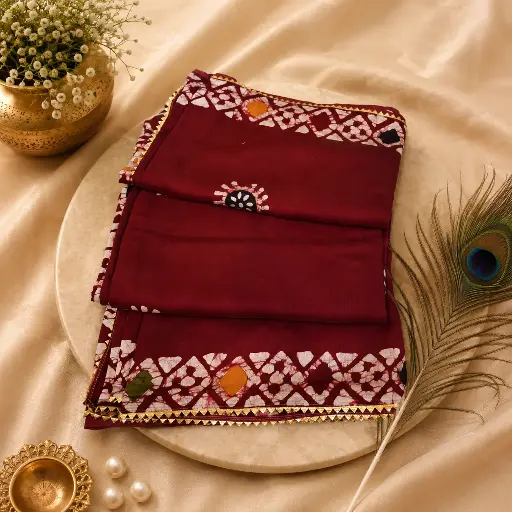 [49609001IU96B4] Elegant Maroon Batik Cotton Saree with Handcrafted Border